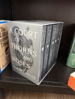 Black ACOTAR Box Set