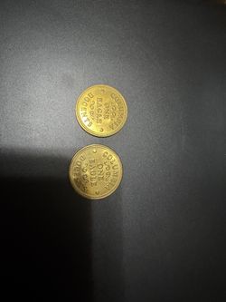 Lot of 2 VTG Eagle & Stars Arcade Tokens - No Cash Value - Brass Tone