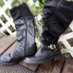 Black riding boots