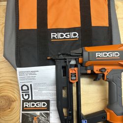 New/Unused RIDGID  16-Gauge 2-1/2 in. Straight Finish Nailer-AT161000- Oil Free CLEAN DRIVE Technology, Canvas Bag