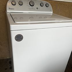 Like New Whirlpool Top Load Washer Triple Action 