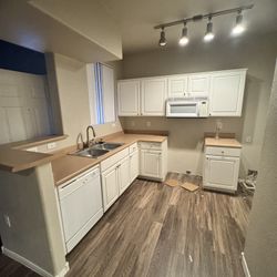 Kitchen Cabinets And Bathroom vanity 