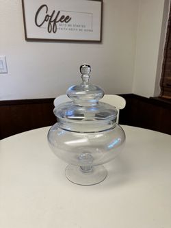 Clear Glass Pedestal Apothecary Jar with Lid