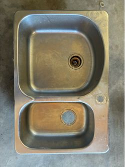 Double bowl stainless steel sink