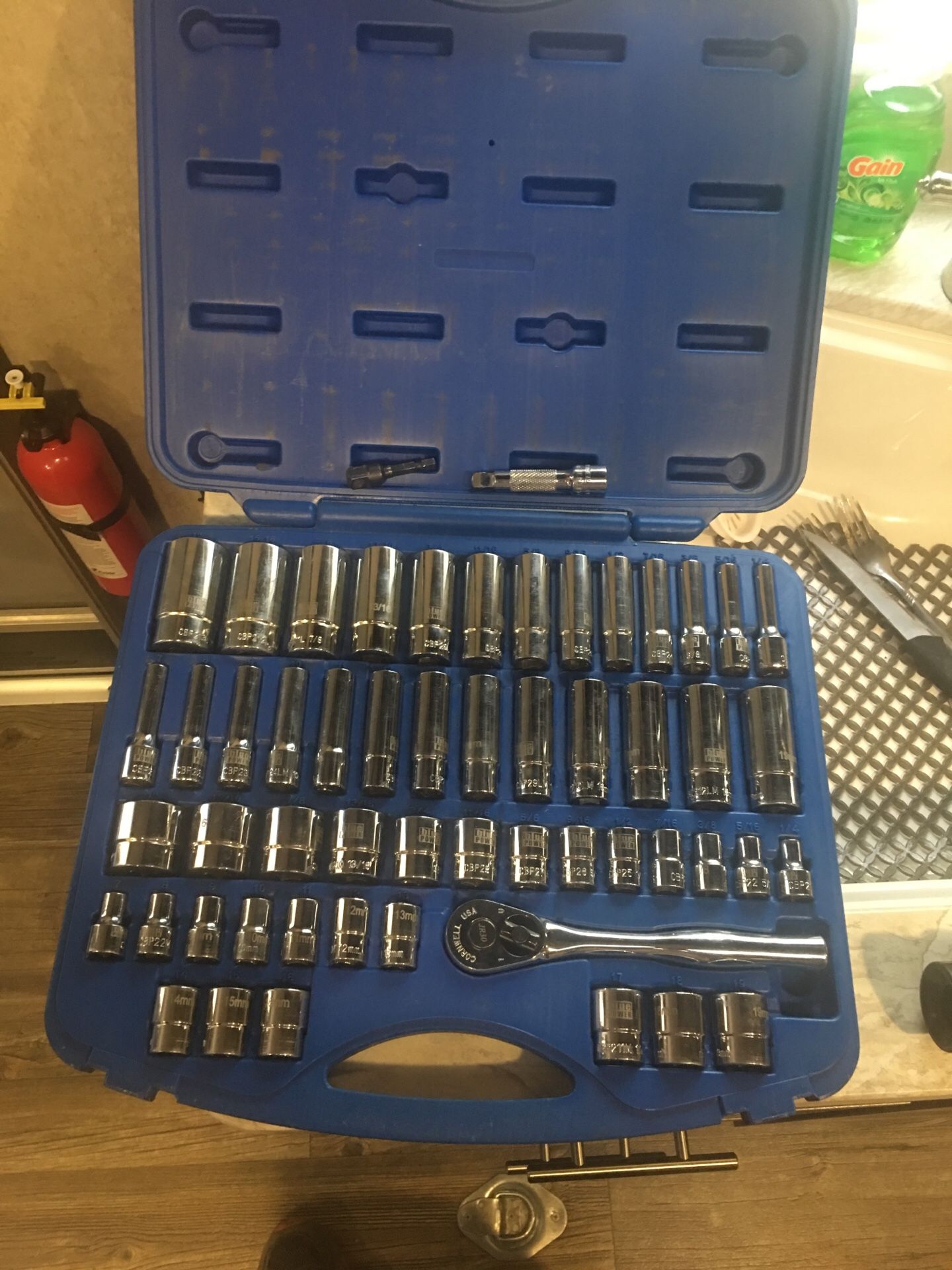 Blue power CORNWELL 53 pc piece 3/8 drive chrome socket set standard and metric