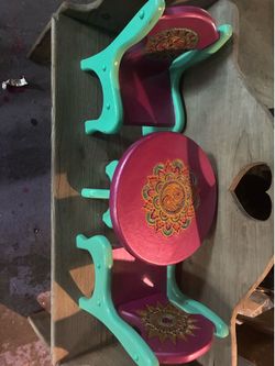 Tiny Table and Chairs