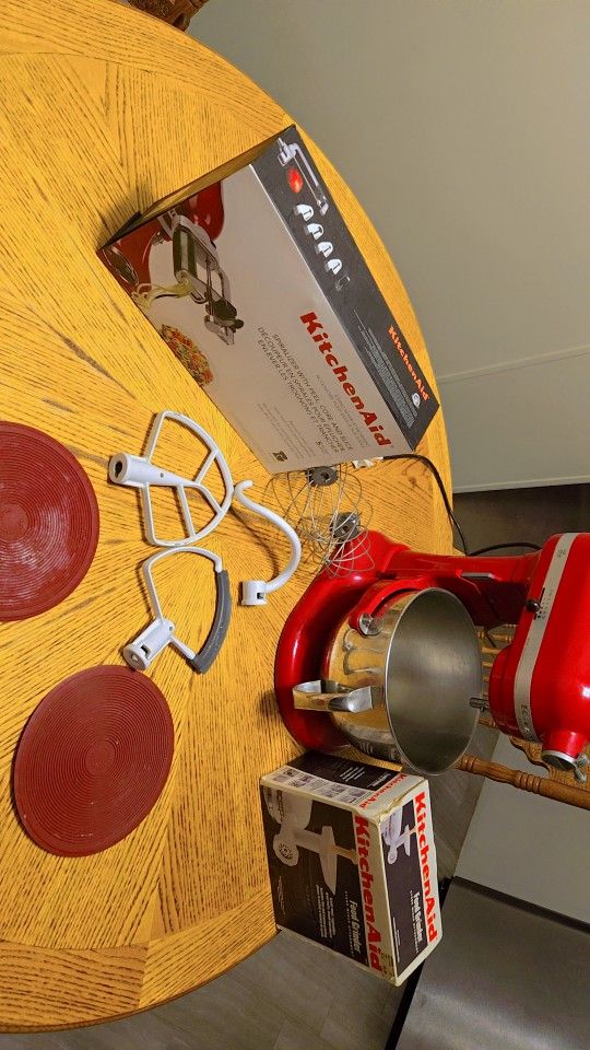 Kitchenaid 6 Quart Bowl-Lift Stand Mixer 11 Speed, Bonus Attachments, Silver Red With Extras