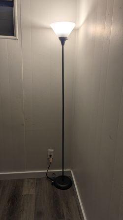 Floor lamp