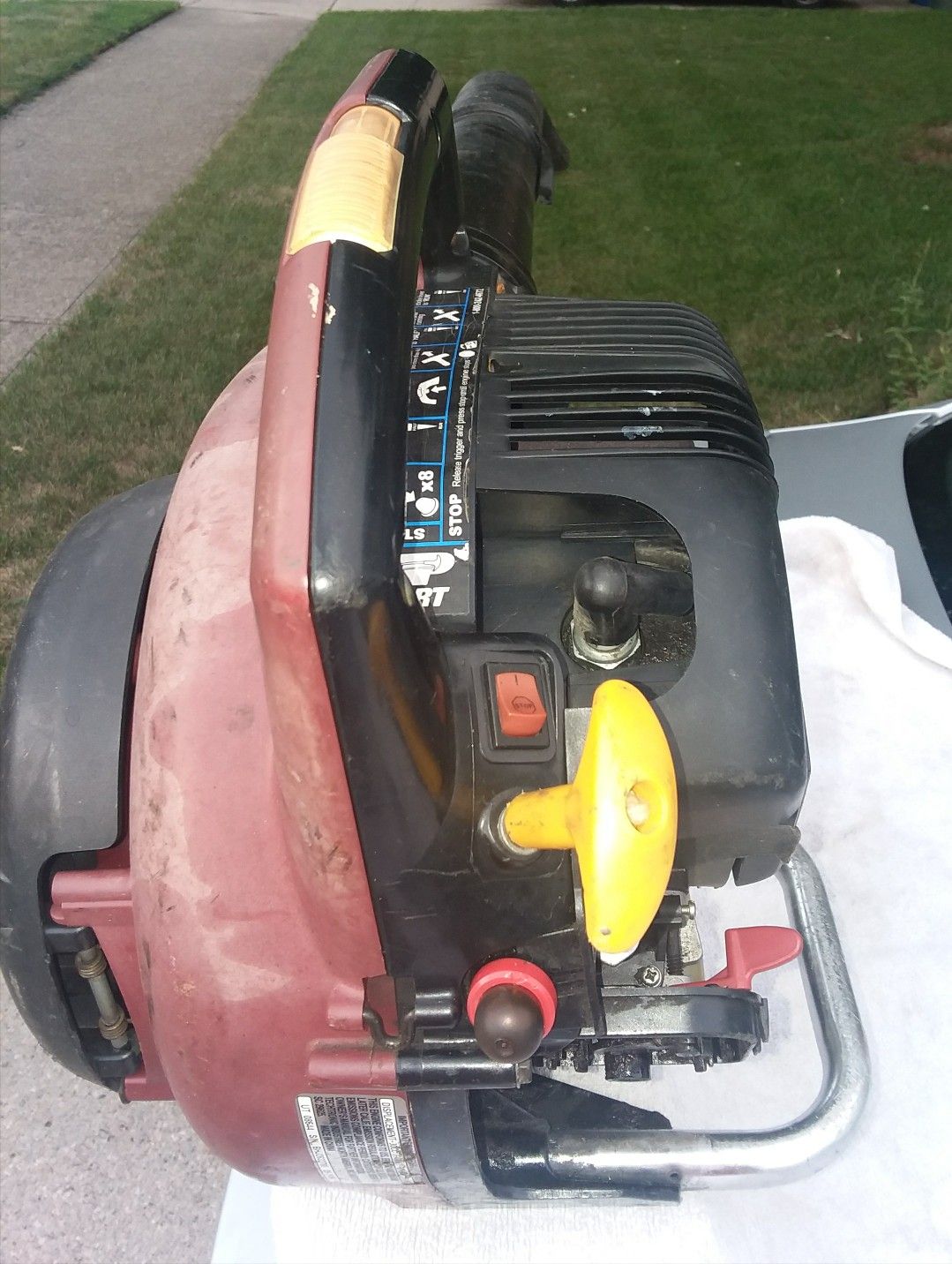HOMELITE VAC ATTACK 2 GAS BLOWER VACUUM 200MPH for Sale in Dayton, OH