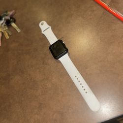 Apple Watch 3rd Gen 42mm