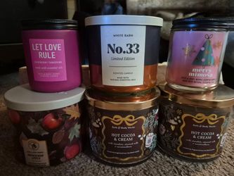 Bath & Body works candles lot