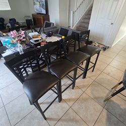 Set Of 4 Chairs