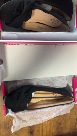 Black Flat Shoes
