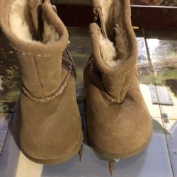 Circo  Suede Toddler Boots Size 2C