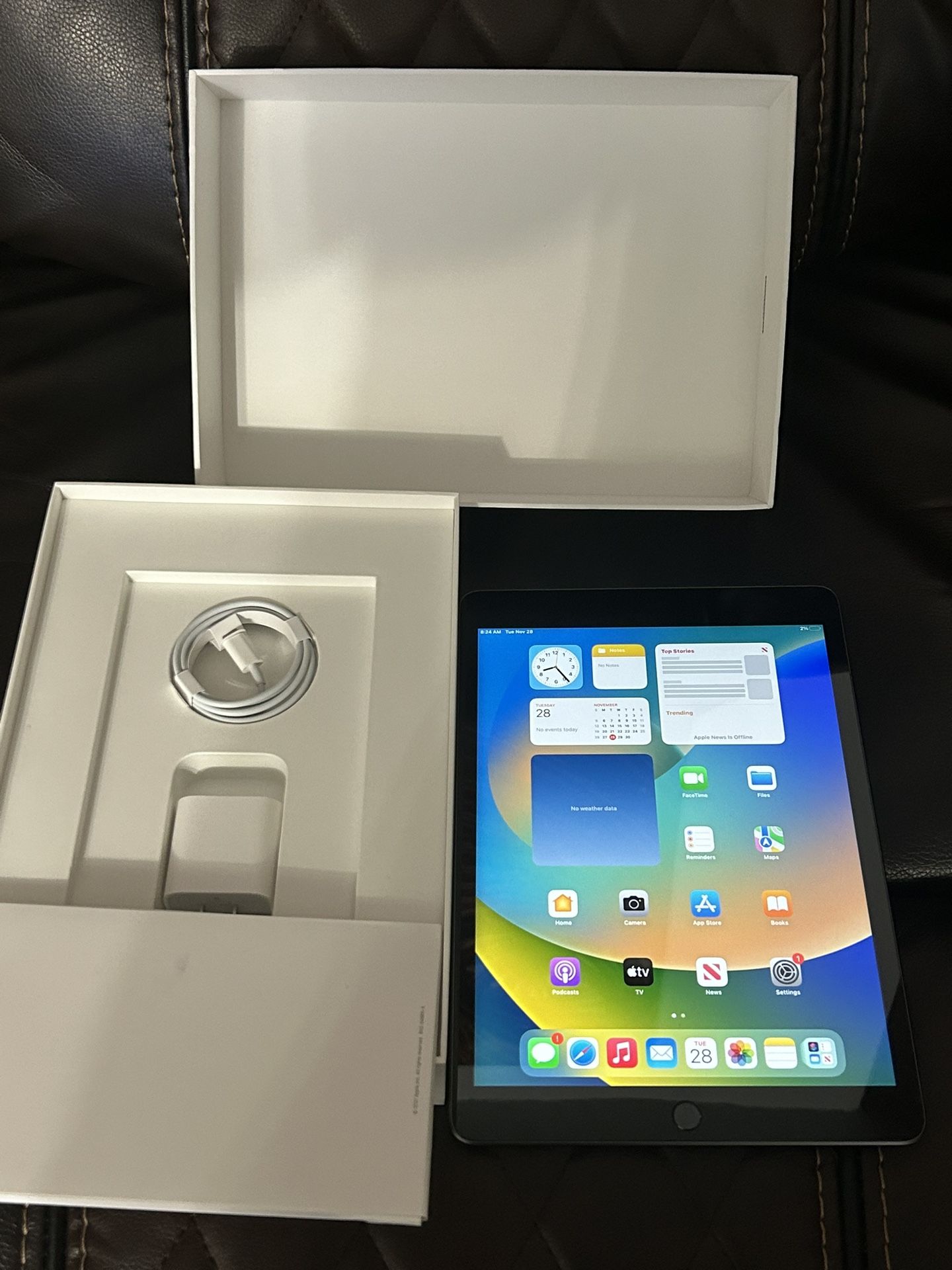iPad 9th Gen. 256gb Space Gray.  New / Open Box