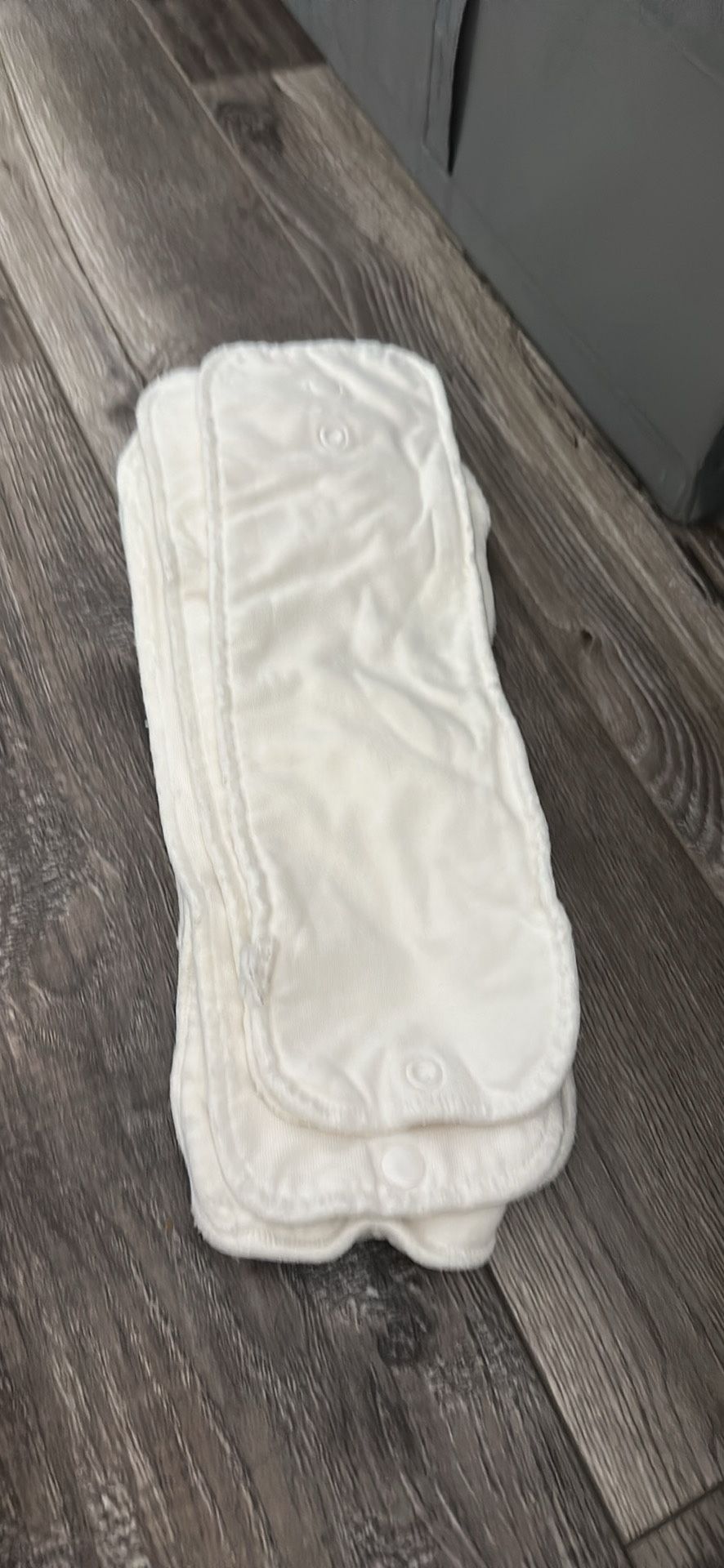 15 Thirsties Cloth Diapers (sizes 1 And 2) With Liners