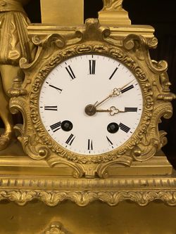 Excellent Antique Gilt Bronze French Clock