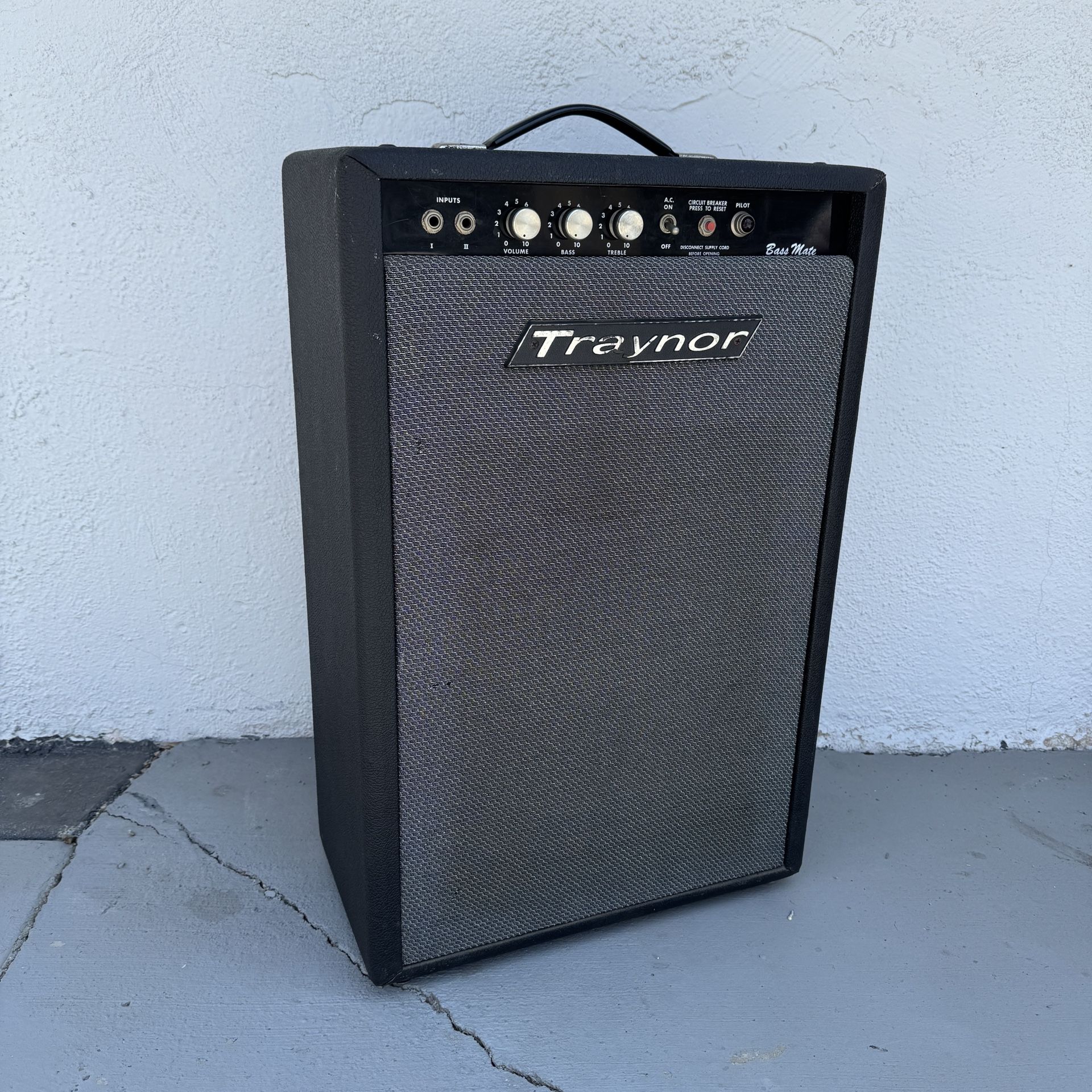 WORKING Traynor YBA-2B Bass Mate Amp Amplifier 70s Vintage