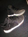 Kyrie 2s size 10