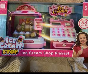 Ice Cream Shop with Cash Register Playset