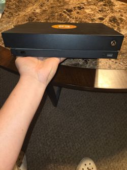 XBOX ONE X