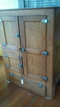 Oak fridge/freezer