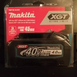 MAKITA XGT 40 V MAX LI-ION _4.0Ah BATTERY