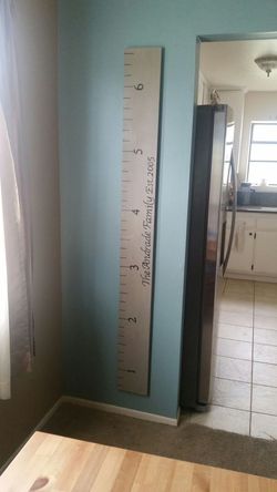 Custom made growth chart ruler