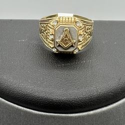 Men’s Mansion Ring