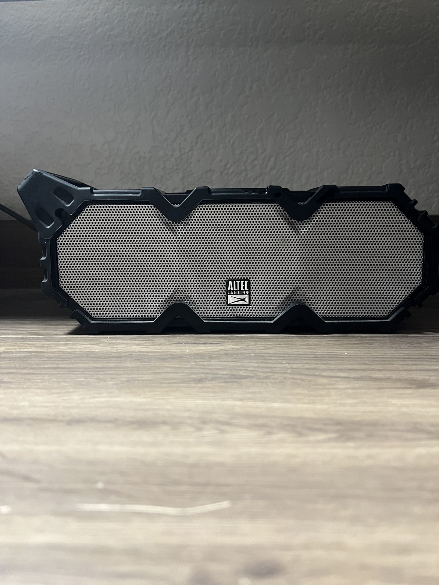 Altec Lansing Bluetooth Speaker 