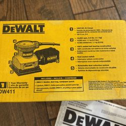 Dewalt Heavy Duty 1/4 Sheet Palm Grip Sander
