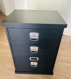 Pottery barn 3 drawer storage cabinet