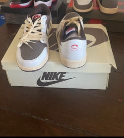 Jordan 1 Low Reverse Mocha