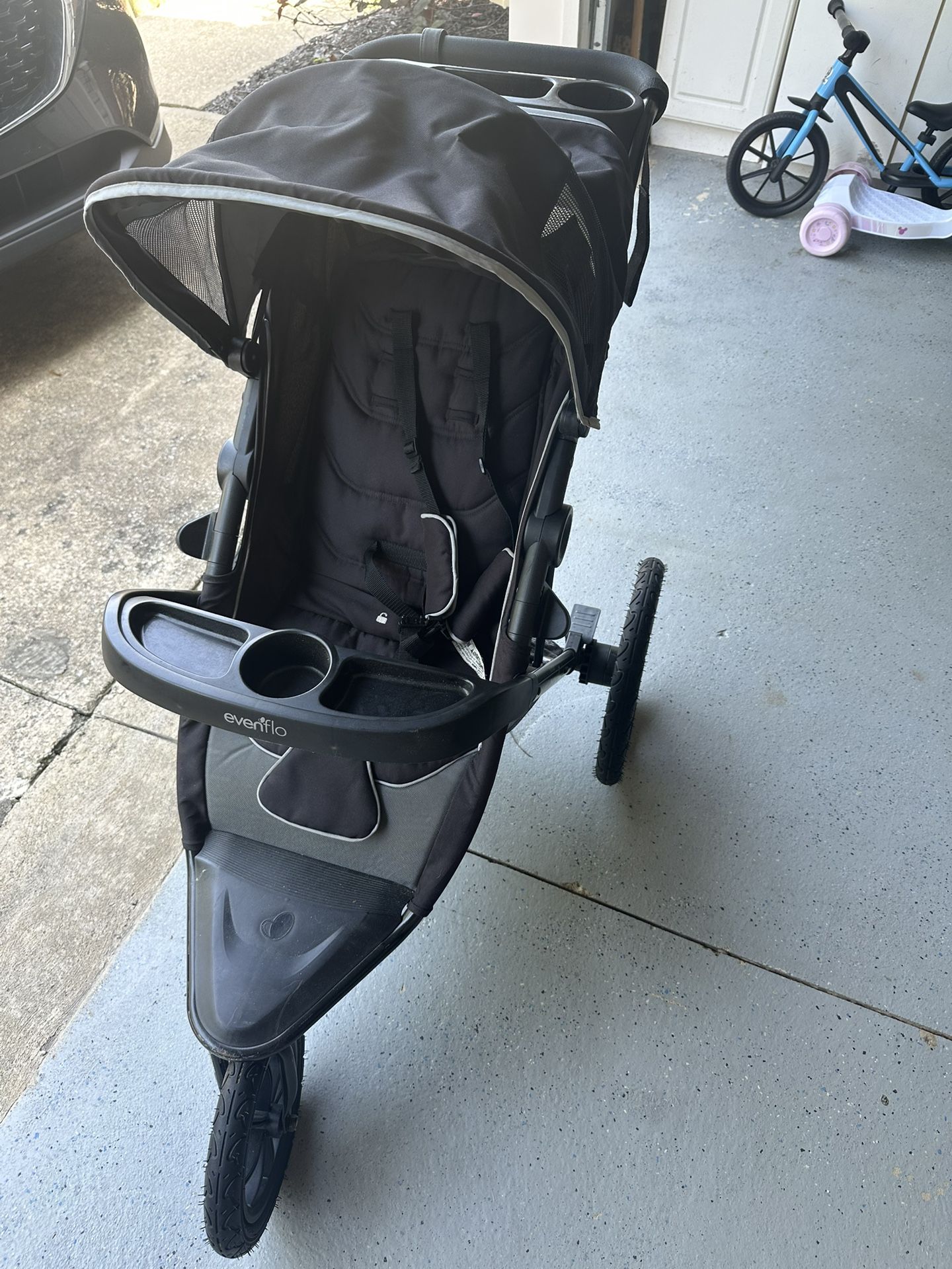 Platinum Invigor8 Jogger Stroller