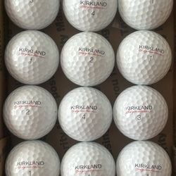 12 Kirkland White Golf Balls 5/4a Lot D036