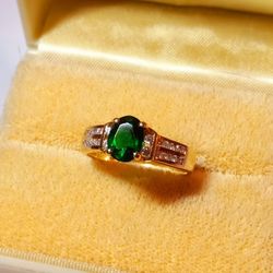 $440! Awesome Size 7 18k Gold Ring