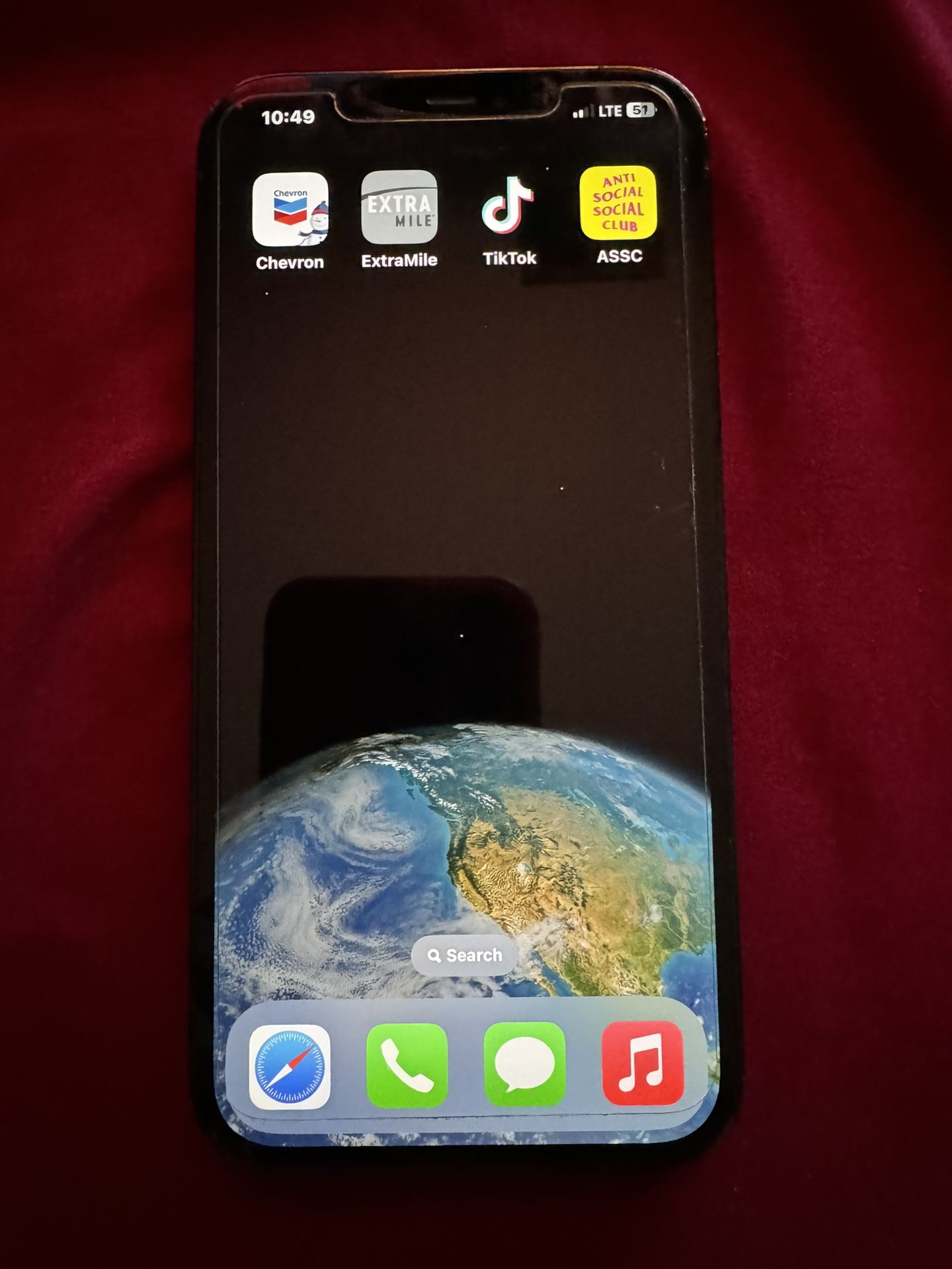 iPhone 12 Pro Max w/ TikTok