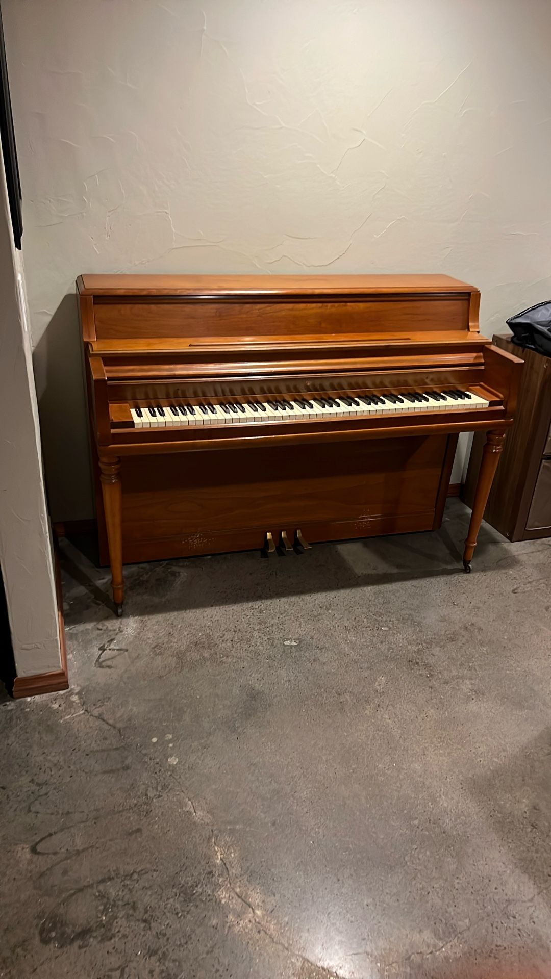 Wuliitzer Piano 