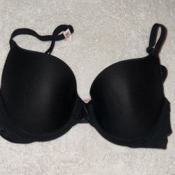 Women’s Bra VS NWT