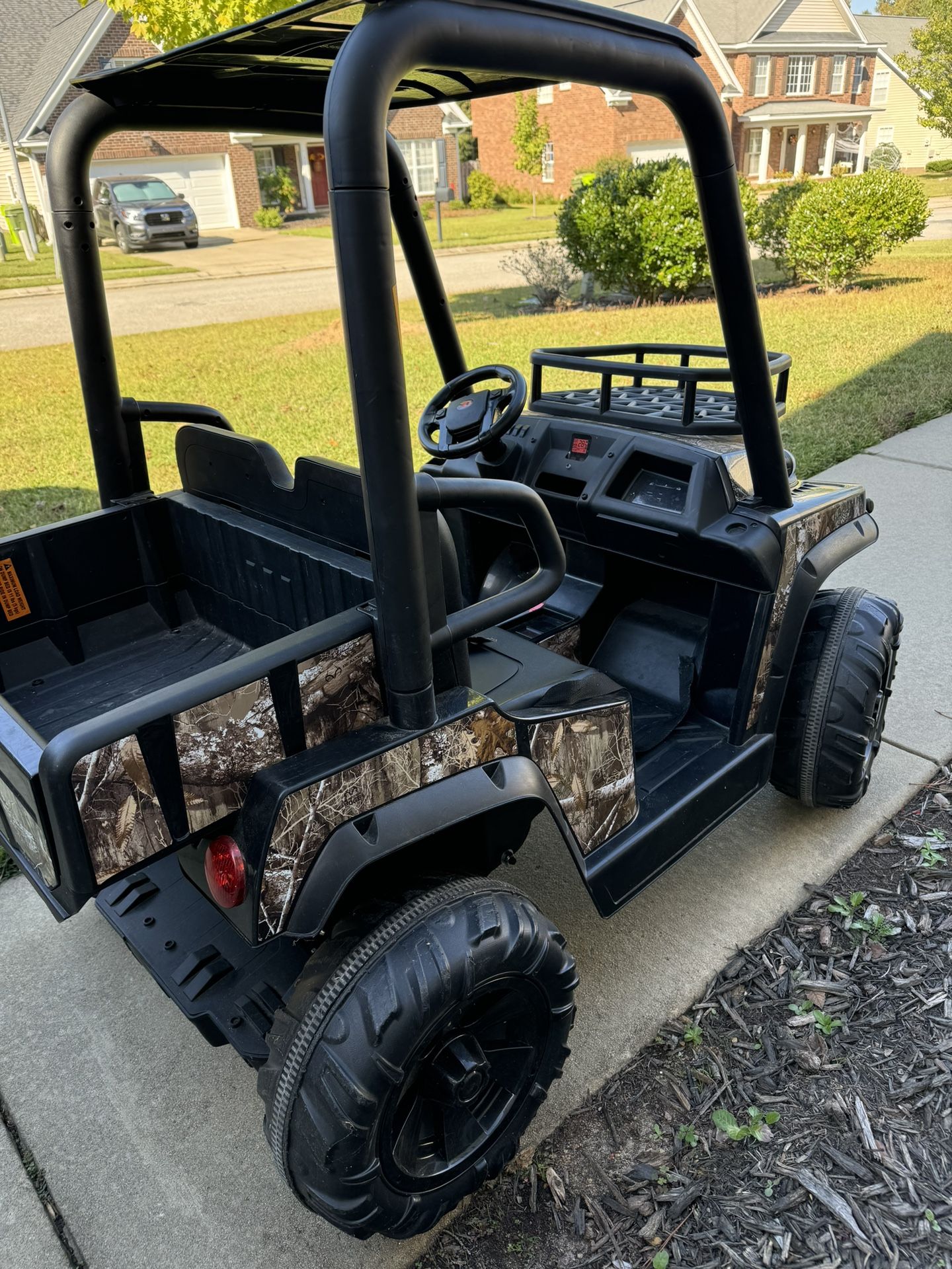 Dynacraft Realtree 24v UTV
