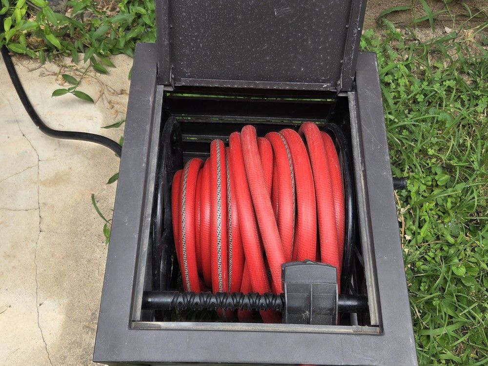 Hose and real