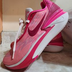 Women's Nike Air Zoom GT Cut 2 size 12.5