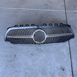 Mercedes W177 OEM GRILL A class Front Bumper Grill A220