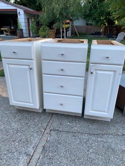 Lower Kitchen Cabinets