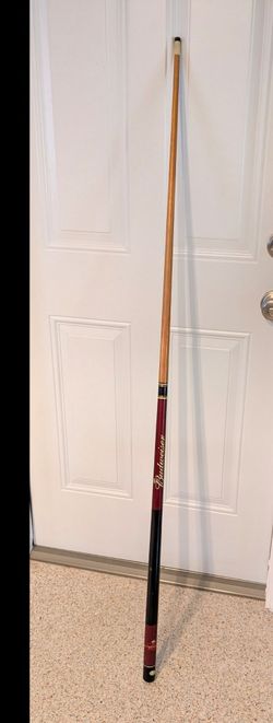 Budweiser Pool Cue 19 1/2 ounce Good Condition Billiards