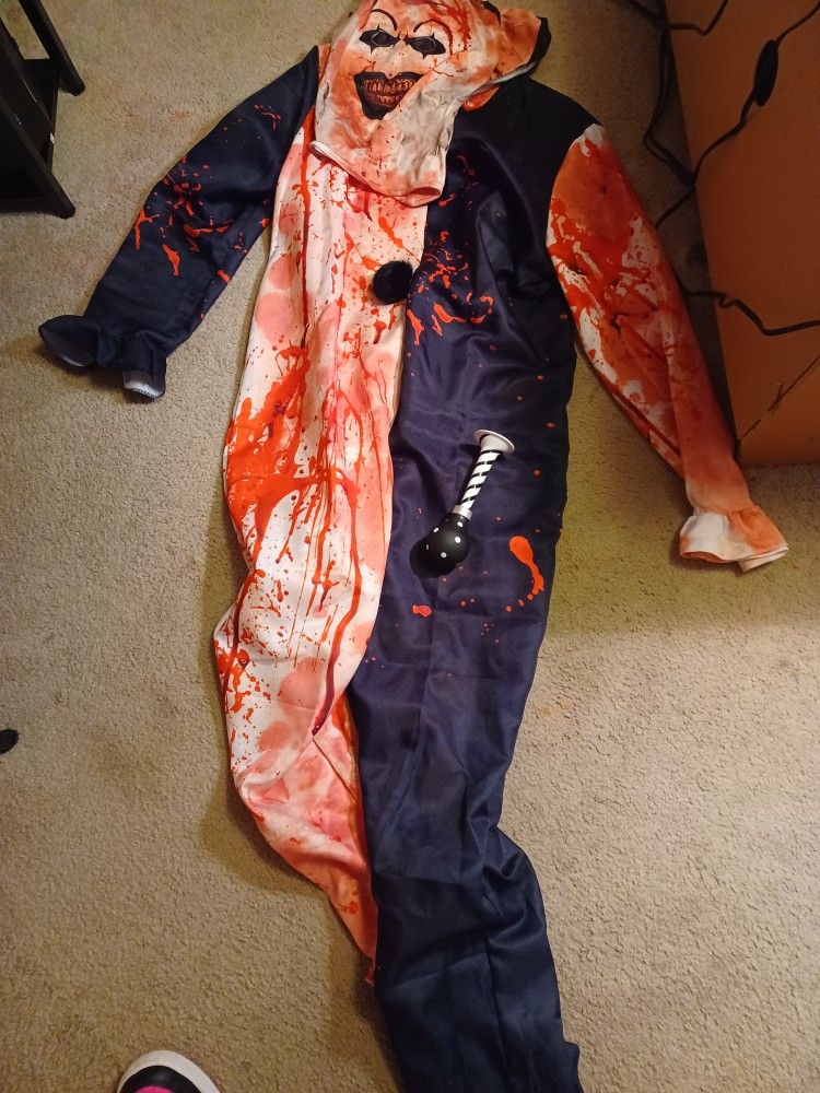 Scary Halloween Costume NEED IT GONE ASAP