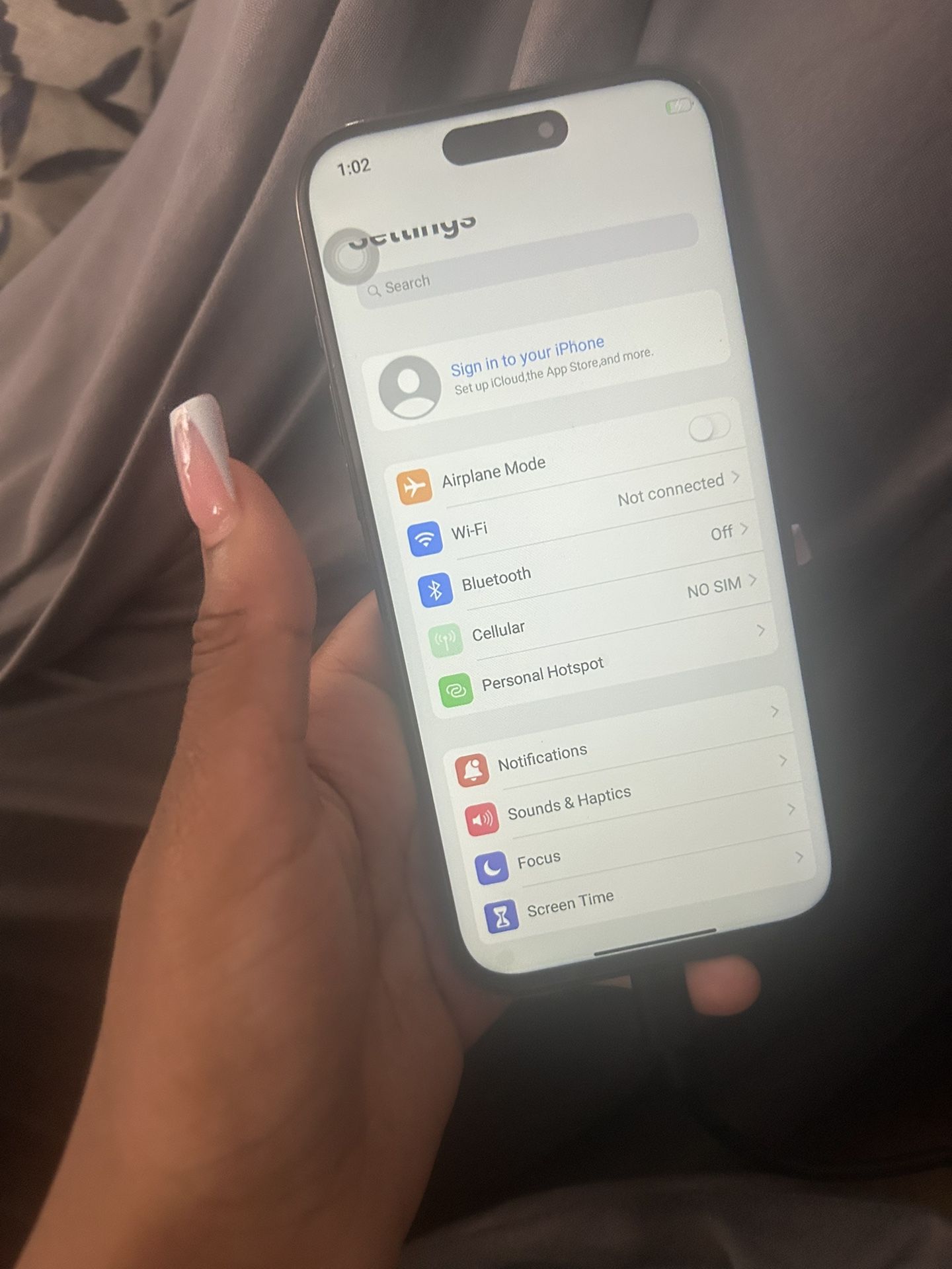 iPhone 16