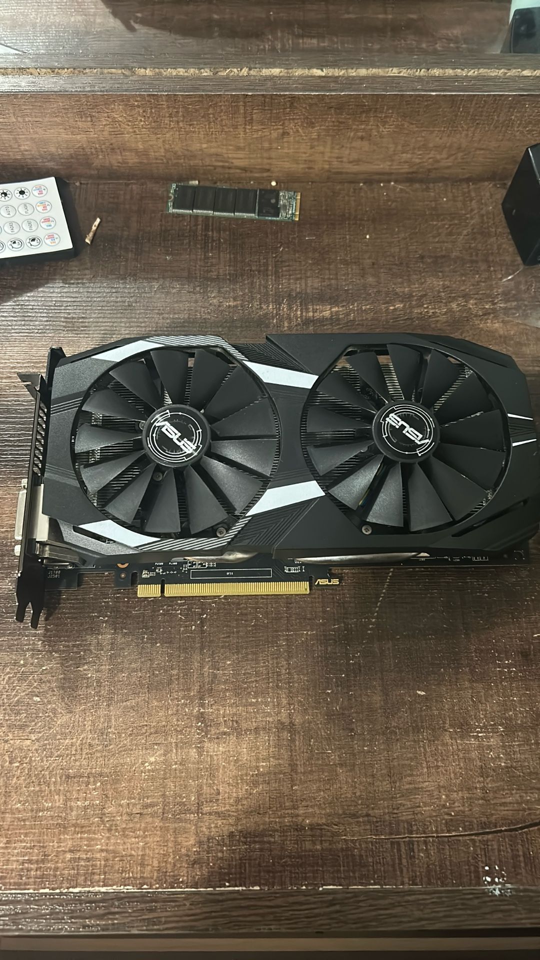 Rx580 4gb asus graphics card