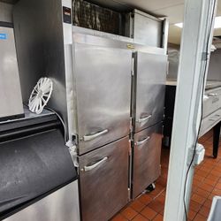 Traulsen 2 Door Reach In Freezer Split Door Works