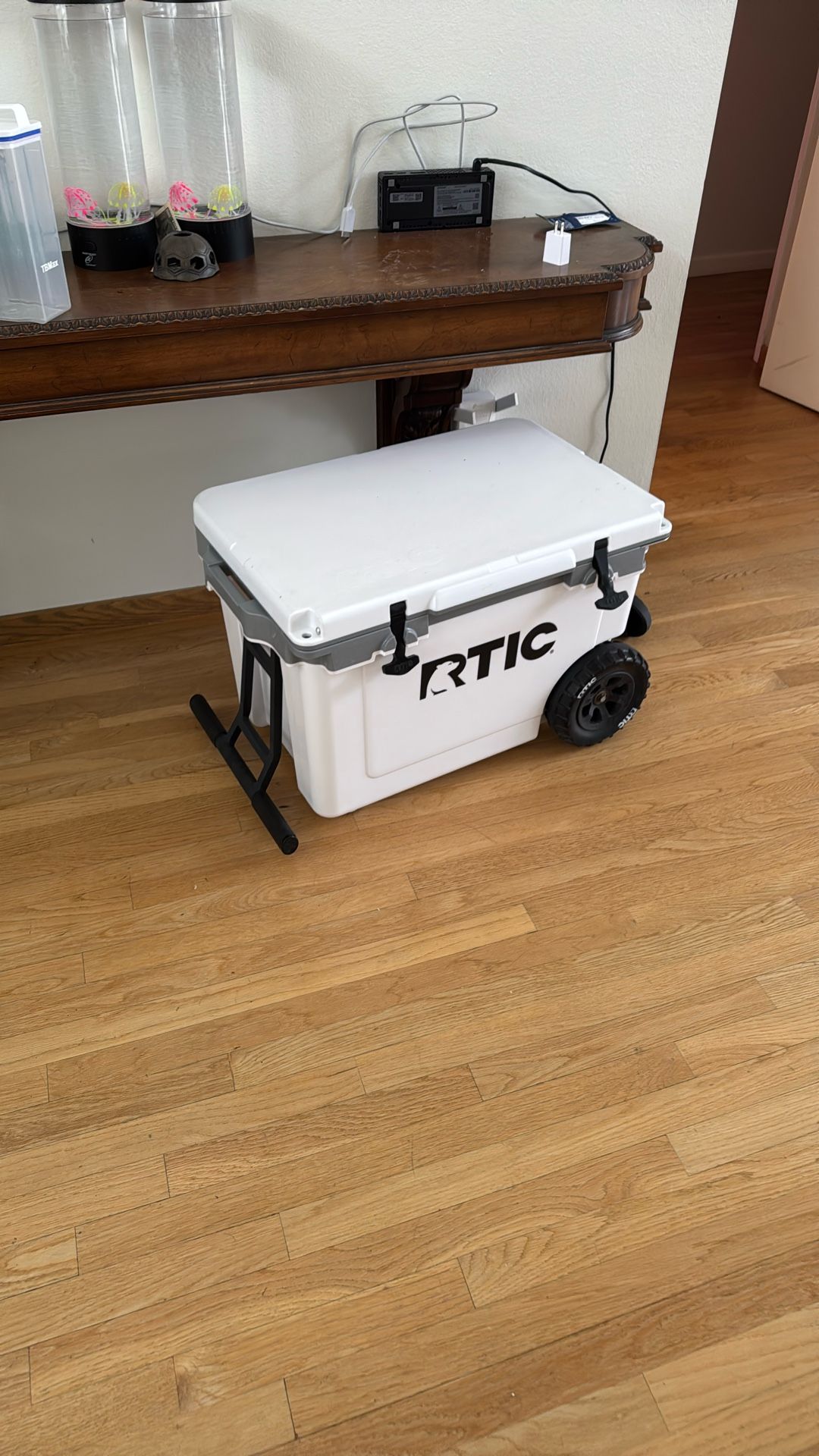 RTIC 52QT Heavy Duty Cooler